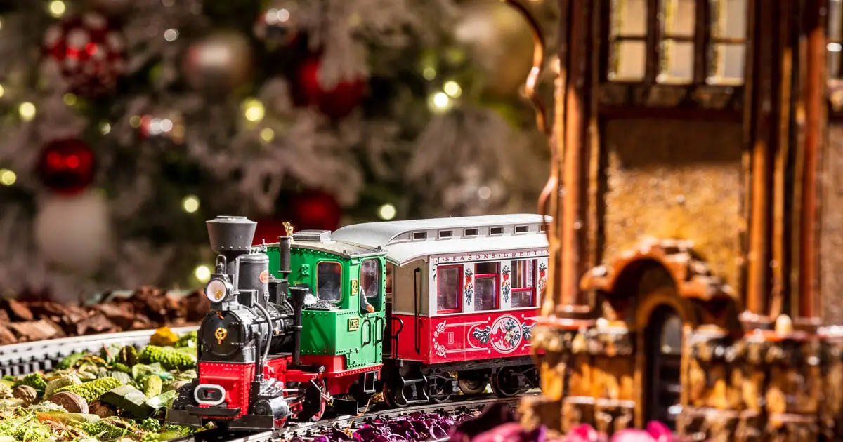 New York Botanical Garden Holiday Train Show